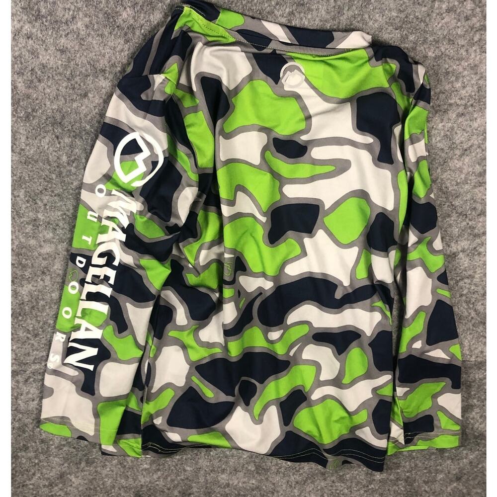 Magellan Fish Gear Boys Youth XS Long Sleeved Moisture Wick Top